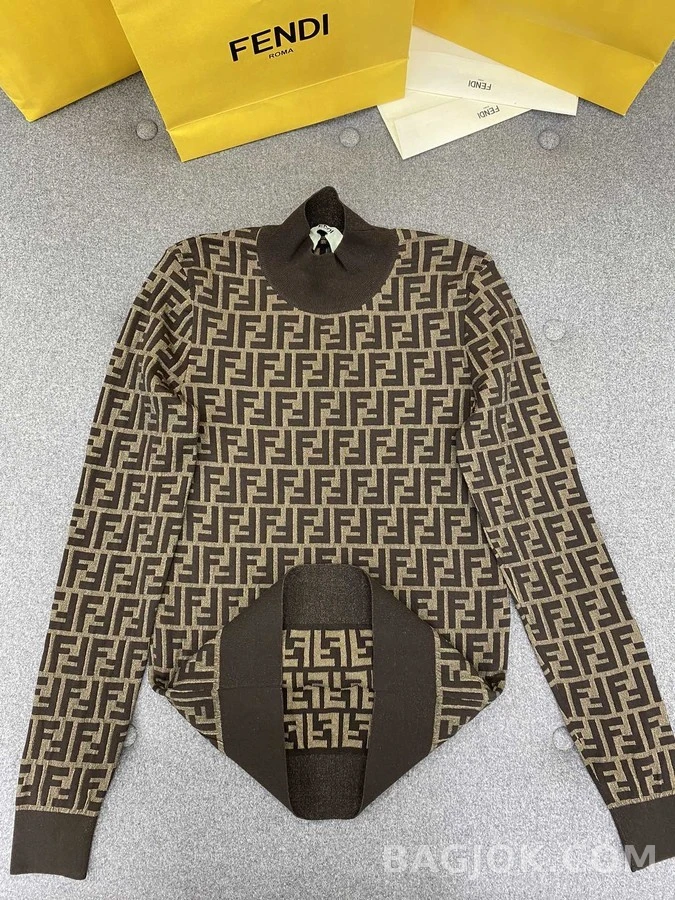 펜디 펜디 모노그램 터틀넥 긴팔 티셔츠 상세 이미지
