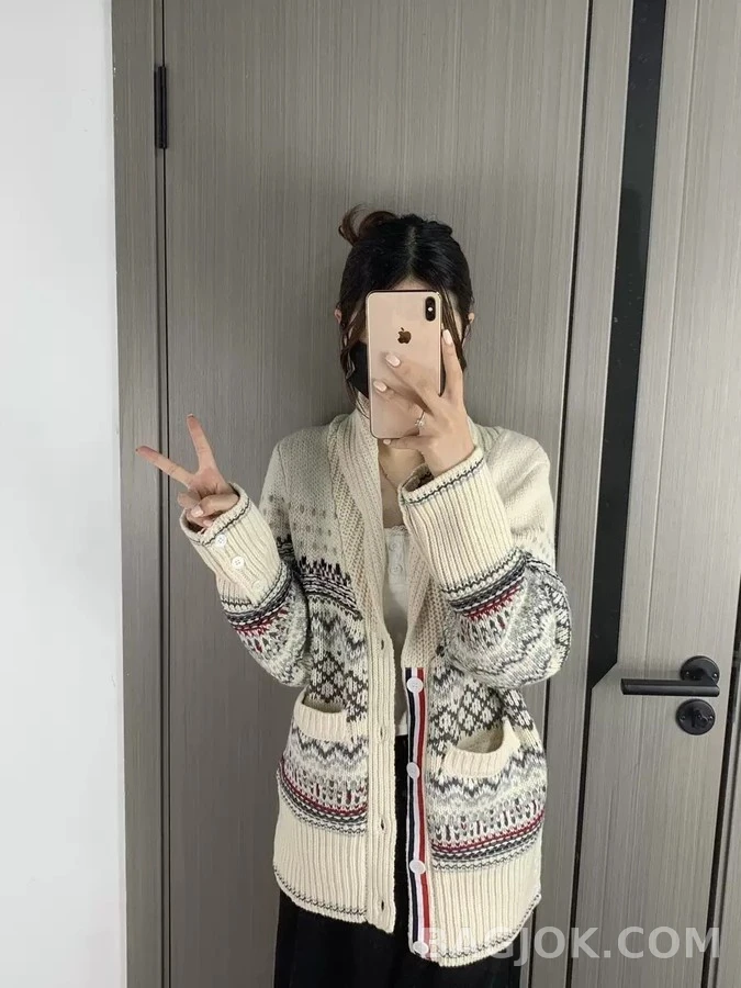 톰브라운 톰브라운 페어아일 니트 가디건 상세 이미지