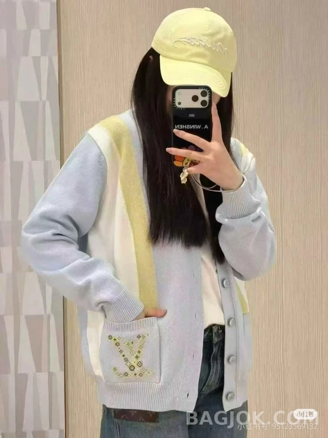 루이비통 루이비통 콘트라스트 V넥 니트 가디건 상세 이미지