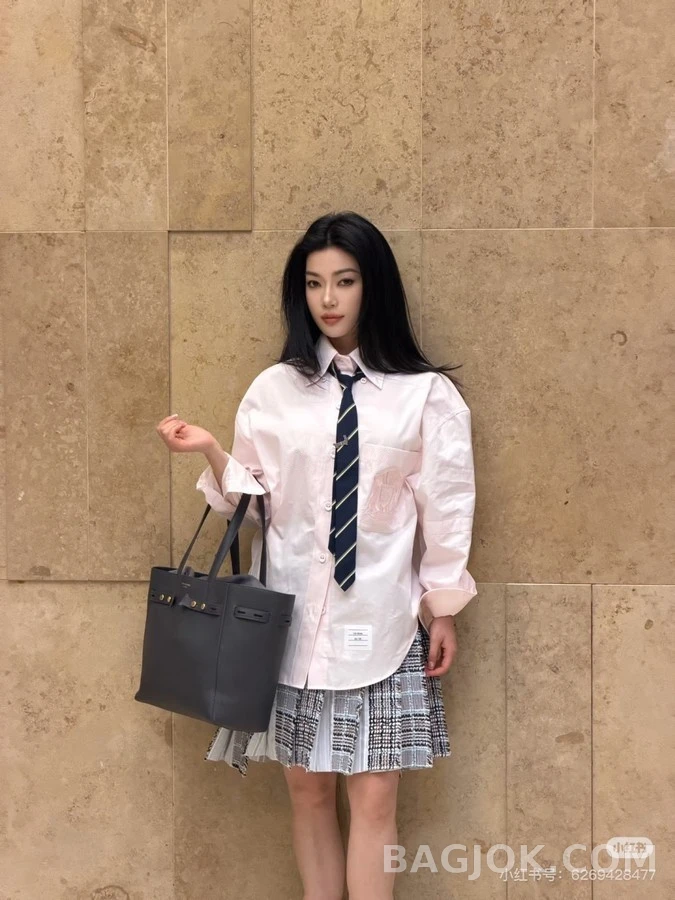 톰브라운 톰브라운 엠브로이더리 셔츠 상세 이미지