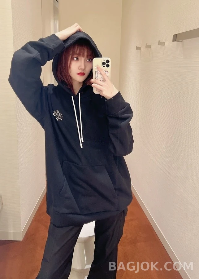 루이비통 루이비통 자수 후드티 상세 이미지