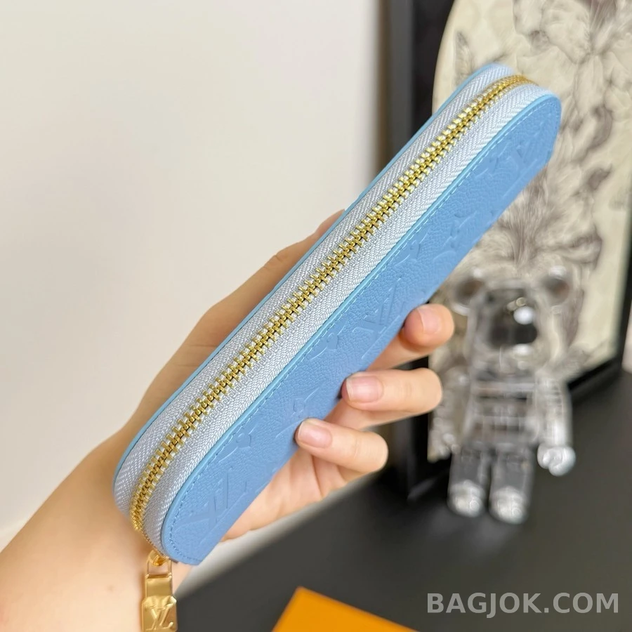 루이비통 루이비통 모노그램 엠보싱 펜슬 파우치 상세 이미지
