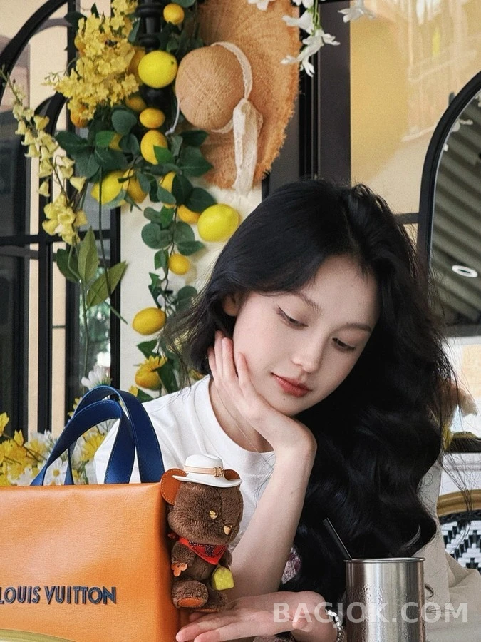루이비통 루이비통 루이 베어 카우보이 키링 상세 이미지