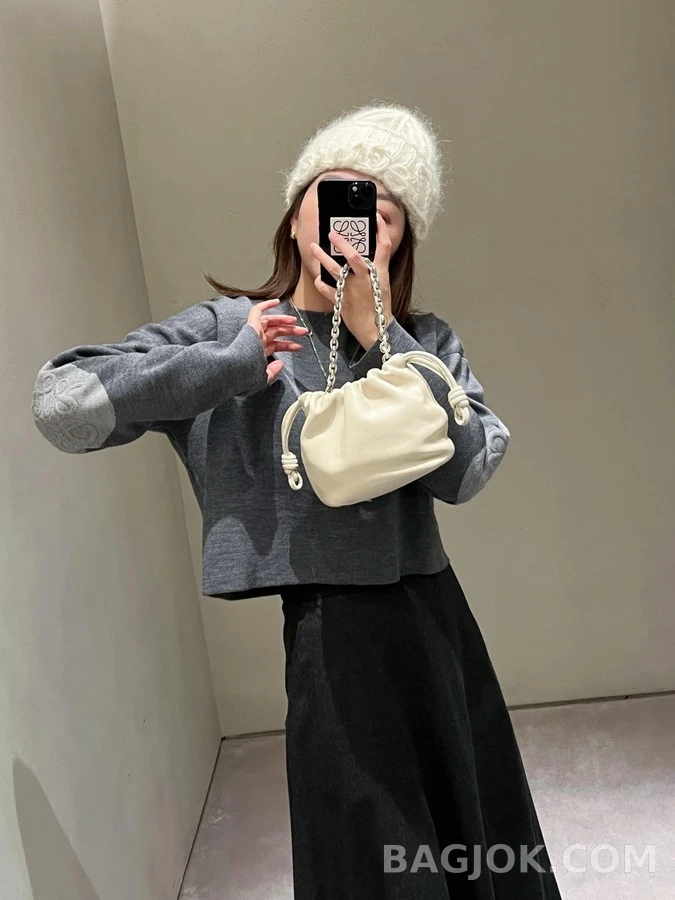 로에베 로에베 아나그램 패치 스웨트셔츠 상세 이미지