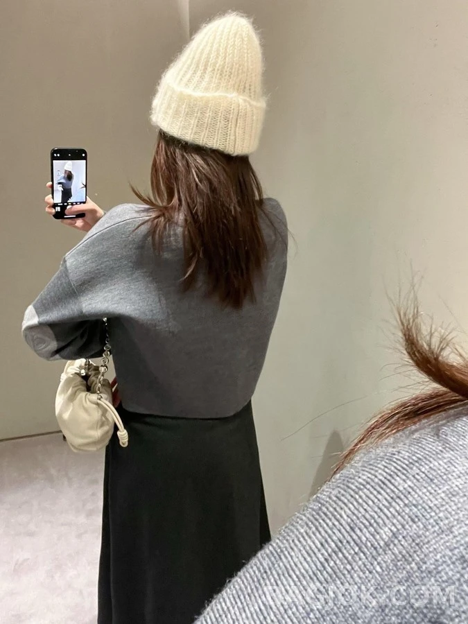 로에베 로에베 아나그램 패치 스웨트셔츠 상세 이미지