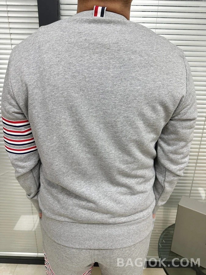톰브라운 톰브라운 4바 맨투맨 상세 이미지