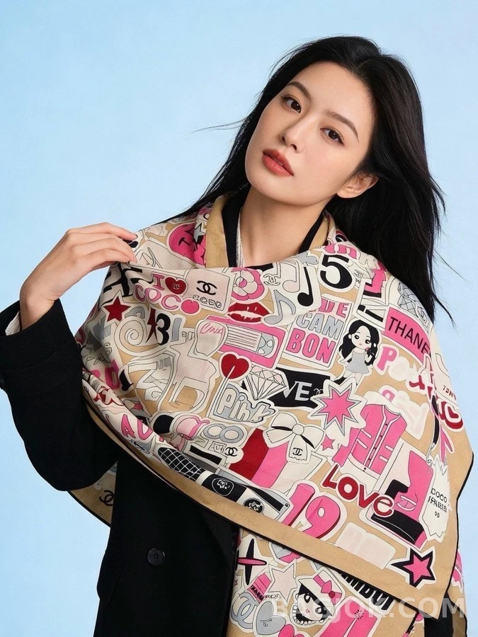 샤넬 샤넬 아이코닉 스티커 패턴 숄 상세 이미지