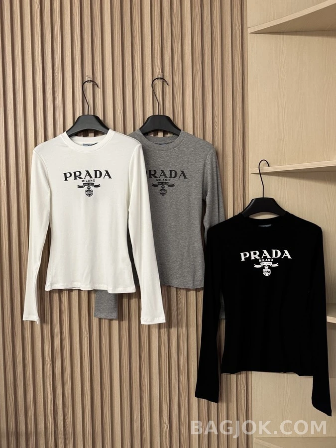 프라다 프라다 레터링 엠블럼 긴팔 티셔츠 상세 이미지