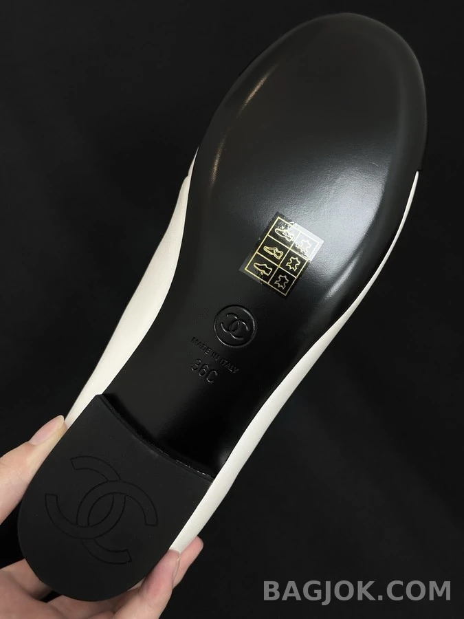 샤넬 샤넬 투톤 로고 메리제인 플랫 상세 이미지