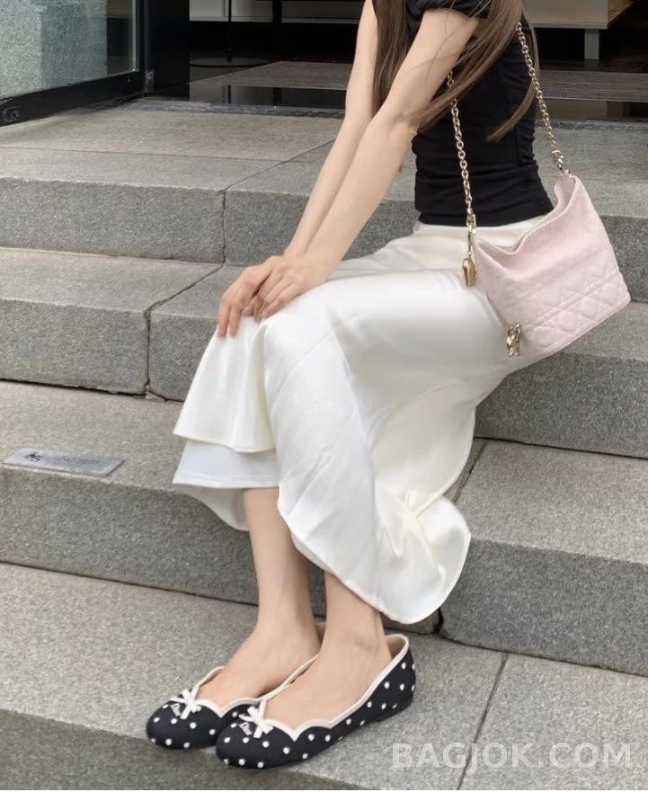 디올 디올 물방울무늬 리본 발레리나 플랫 상세 이미지