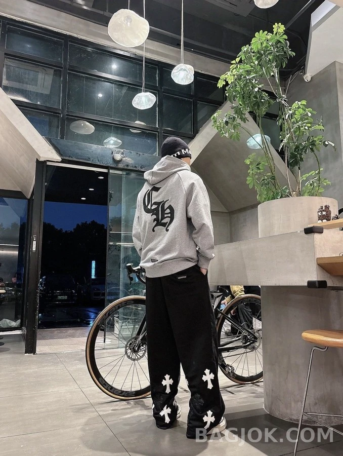 크롬하츠 크롬하츠 십자가 CH 로고 플록 후드티 상세 이미지