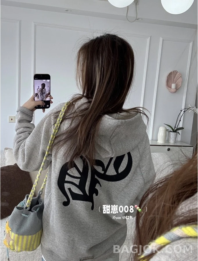 크롬하츠 크롬하츠 십자가 CH 로고 플록 후드티 상세 이미지