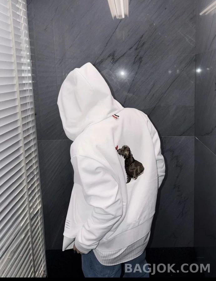 톰브라운 톰브라운 강아지 하트 자수 후드 집업 상세 이미지