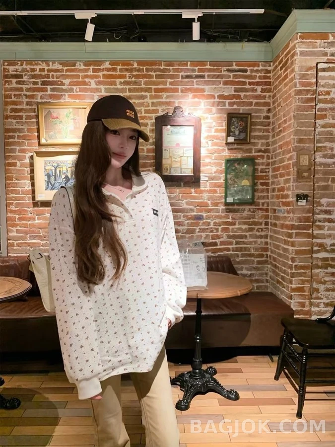 미우미우 미우미우 플라워 와플 폴로 긴팔 티셔츠 상세 이미지