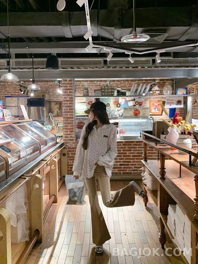 미우미우 미우미우 플라워 와플 폴로 긴팔 티셔츠 상세 이미지