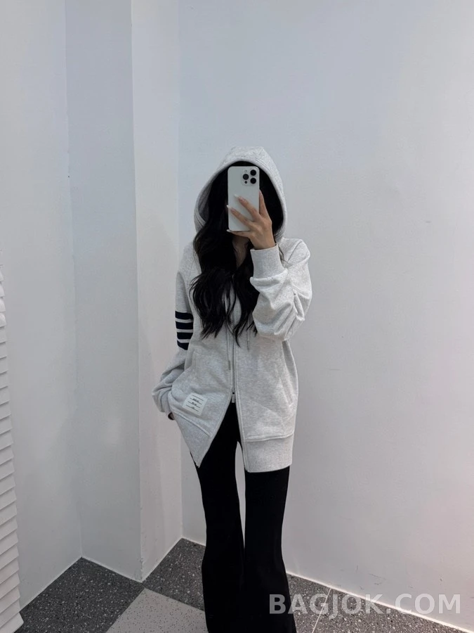 톰브라운 톰브라운 4선 스트라이프 후드 집업 상세 이미지