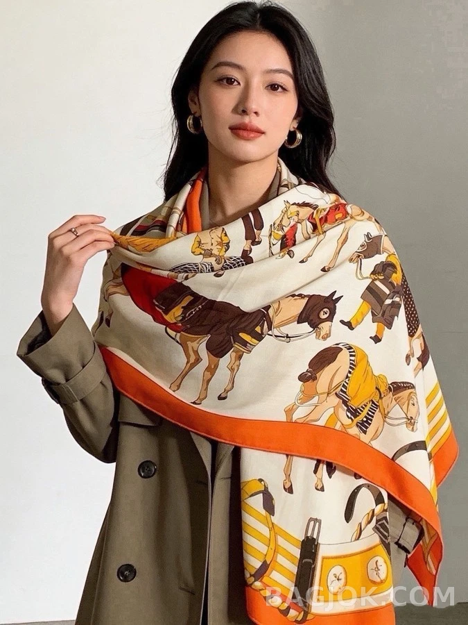 에르메스 에르메스 홀스 패턴 스카프 상세 이미지