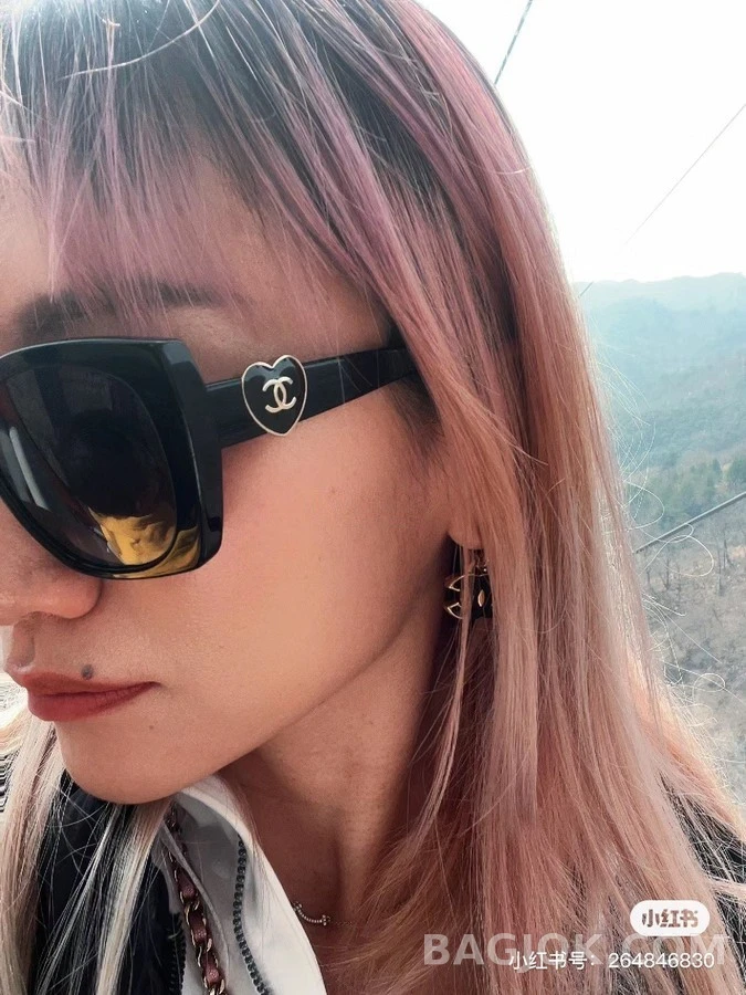샤넬 샤넬 하트 로고 선글라스 상세 이미지