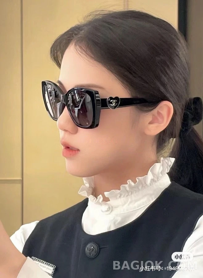 샤넬 샤넬 하트 로고 선글라스 상세 이미지