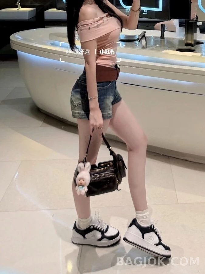 살로몬 알로 컬러블록 스니커즈 상세 이미지