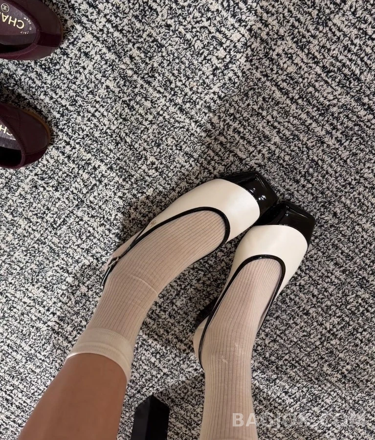 샤넬 샤넬 배색 스퀘어토 슬링백 상세 이미지