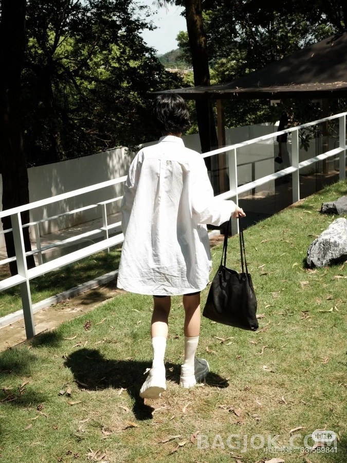 프라다 프라다 스웨이드 메시 플랫폼 스니커즈 상세 이미지