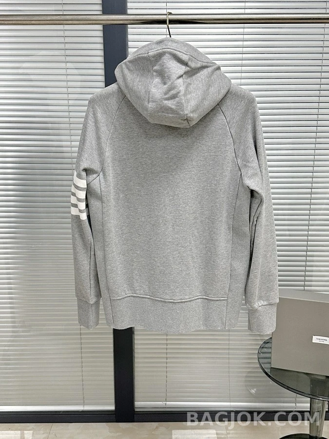 톰브라운 톰브라운 사선 스트라이프 풀집 후드 상세 이미지