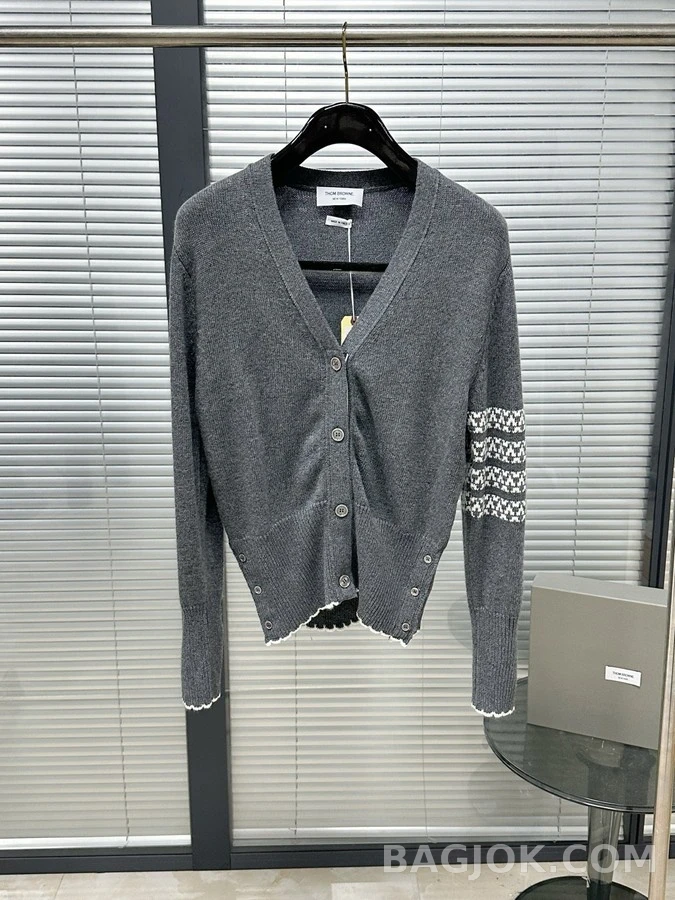 톰브라운 톰브라운 패턴 슬리브 니트 가디건 상세 이미지