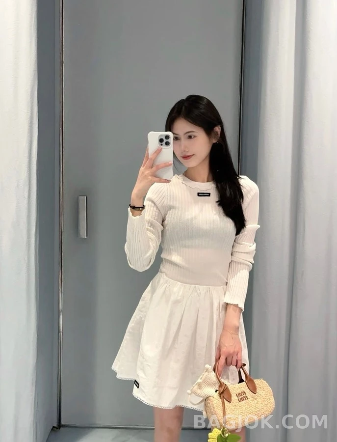 미우미우 미우미우 프릴 라운드넥 립 니트 탑 상세 이미지