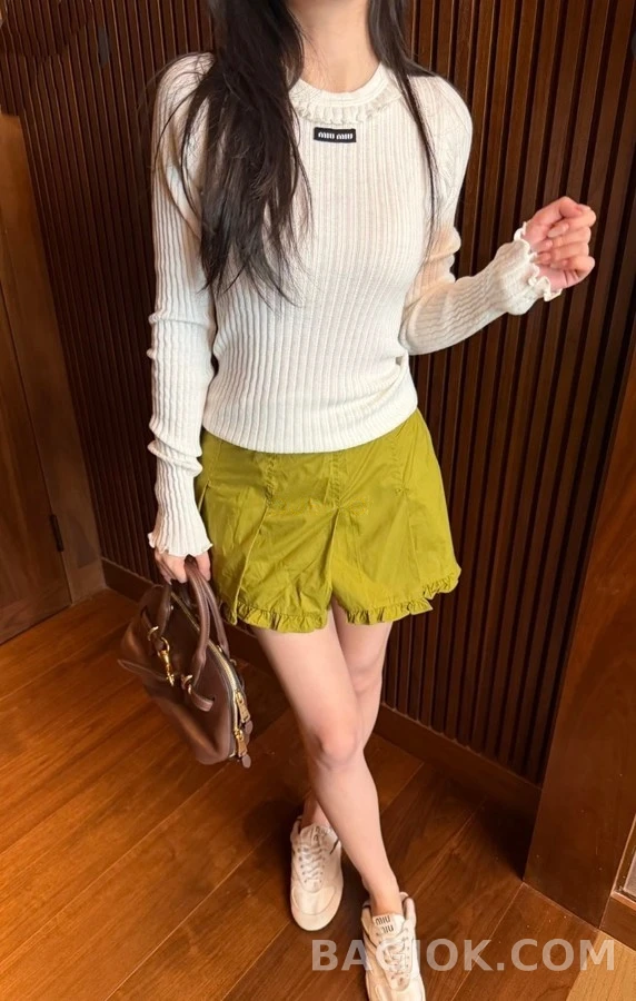 미우미우 미우미우 프릴 라운드넥 립 니트 탑 상세 이미지