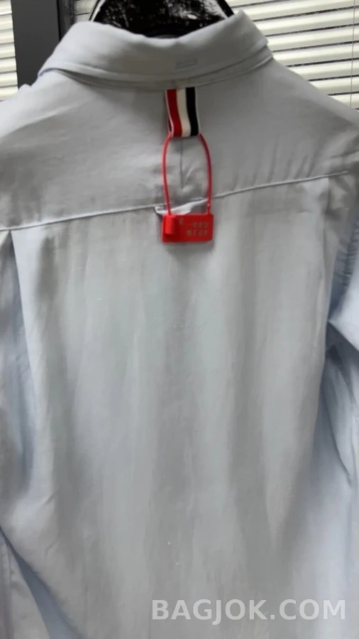 톰브라운 톰브라운 버튼다운 셔츠 상세 이미지