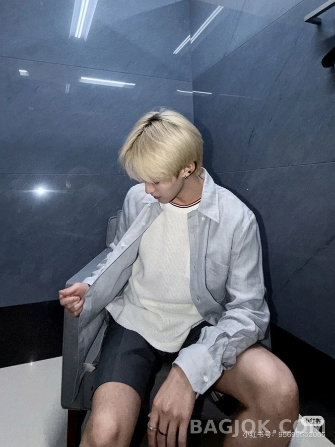 톰브라운 톰브라운 버튼다운 셔츠 상세 이미지