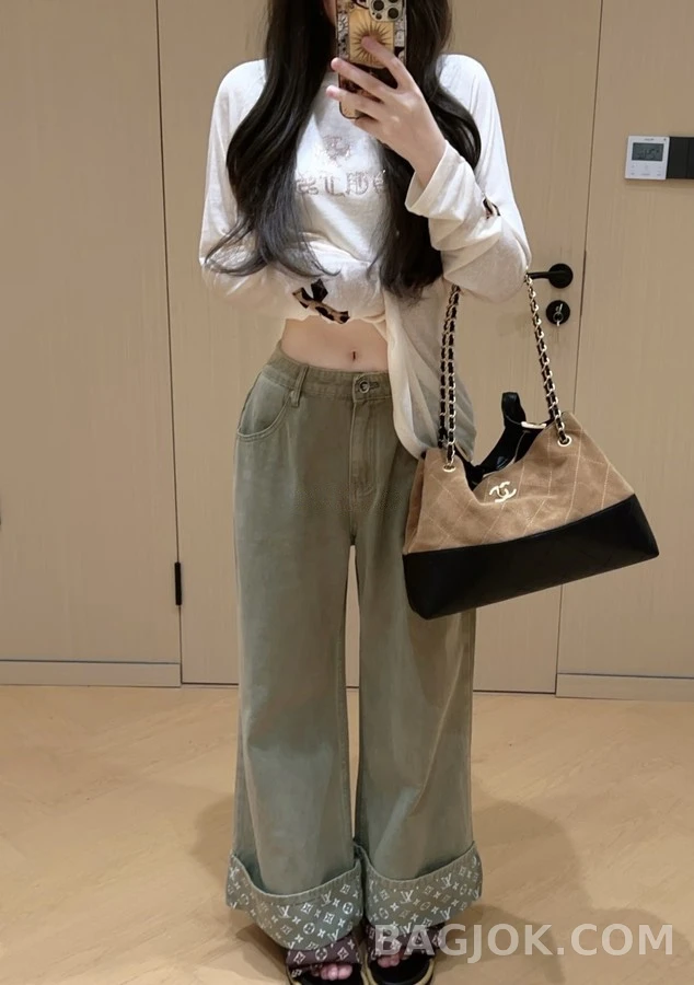 크롬하츠 크롬하츠 라인스톤 레터링 크로스 긴팔 티셔츠 상세 이미지