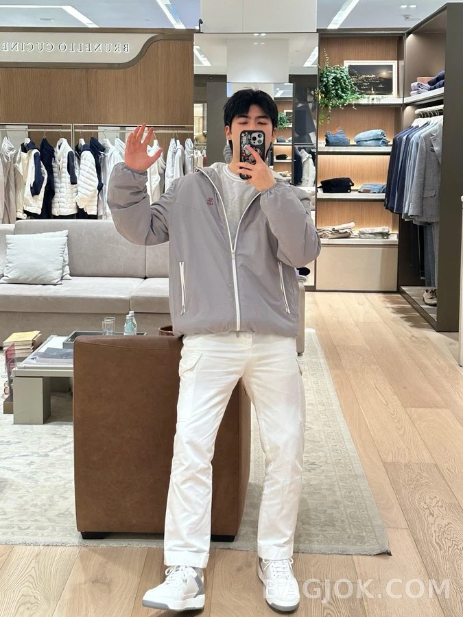 브루넬로 쿠치넬리 브루넬로 쿠치넬리 코팅 나일론 후드 집업 상세 이미지