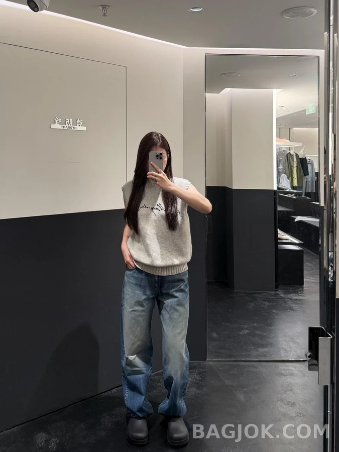 메종 마르지엘라 메종마르지엘라 레터링 니트 베스트 상세 이미지