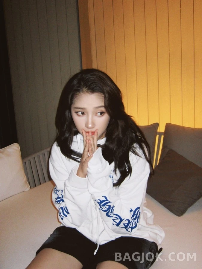 크롬하츠 크롬하츠 고딕 레터링 지퍼 후드 상세 이미지
