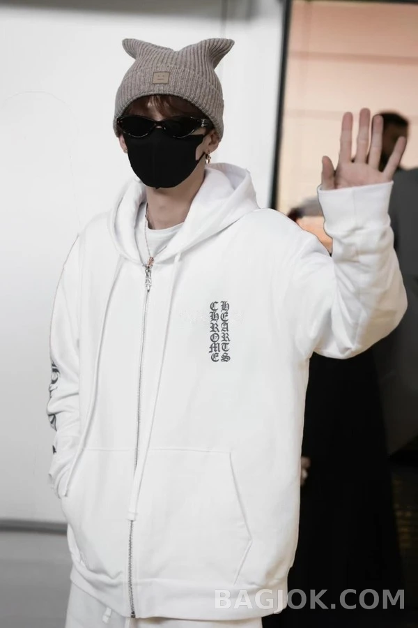 크롬하츠 크롬하츠 고딕 레터링 지퍼 후드 상세 이미지