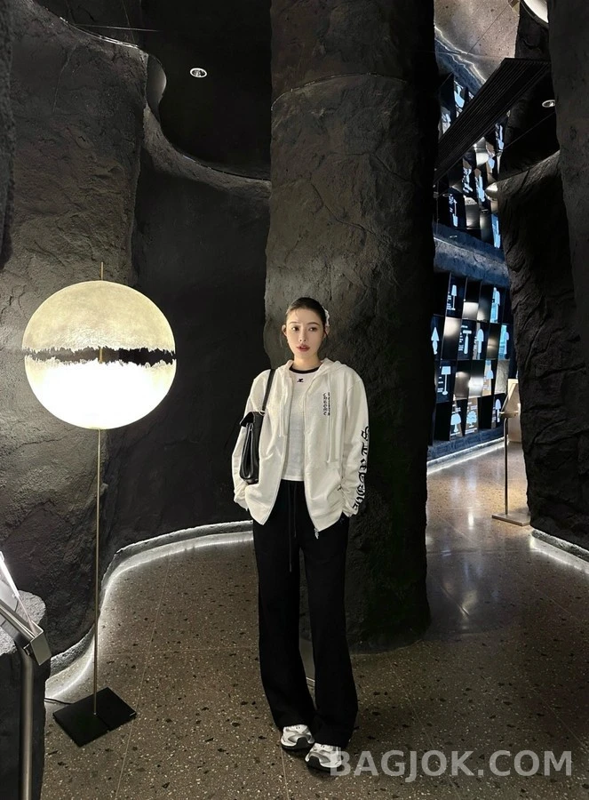 크롬하츠 크롬하츠 고딕 레터링 지퍼 후드 상세 이미지