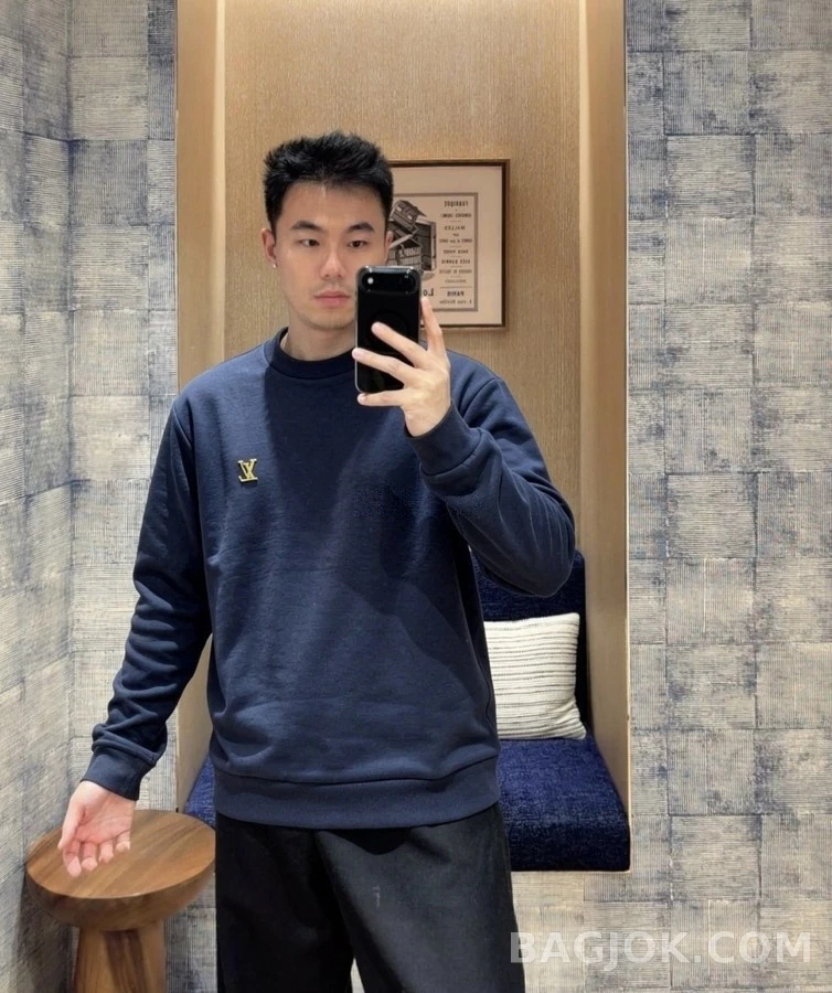 루이비통 루이비통 로고 맨투맨 상세 이미지