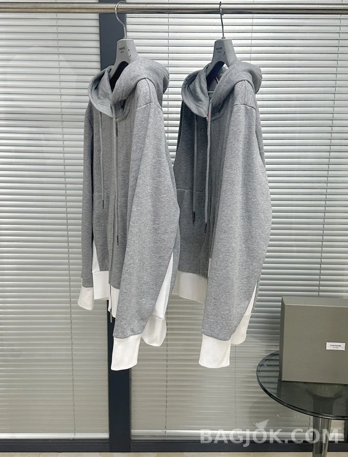 톰브라운 톰브라운 3선 배색 후드 집업 상세 이미지