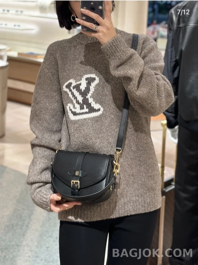 루이비통 루이비통 로고 테디 스웨터 상세 이미지