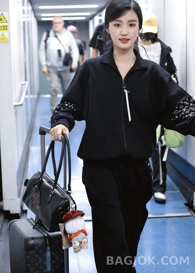 루이비통 루이비통 모노그램 집업 니트 상세 이미지