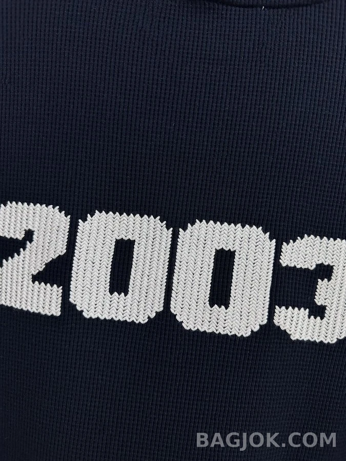 톰브라운 톰브라운 2003 레터링 스트라이프 맨투맨 상세 이미지