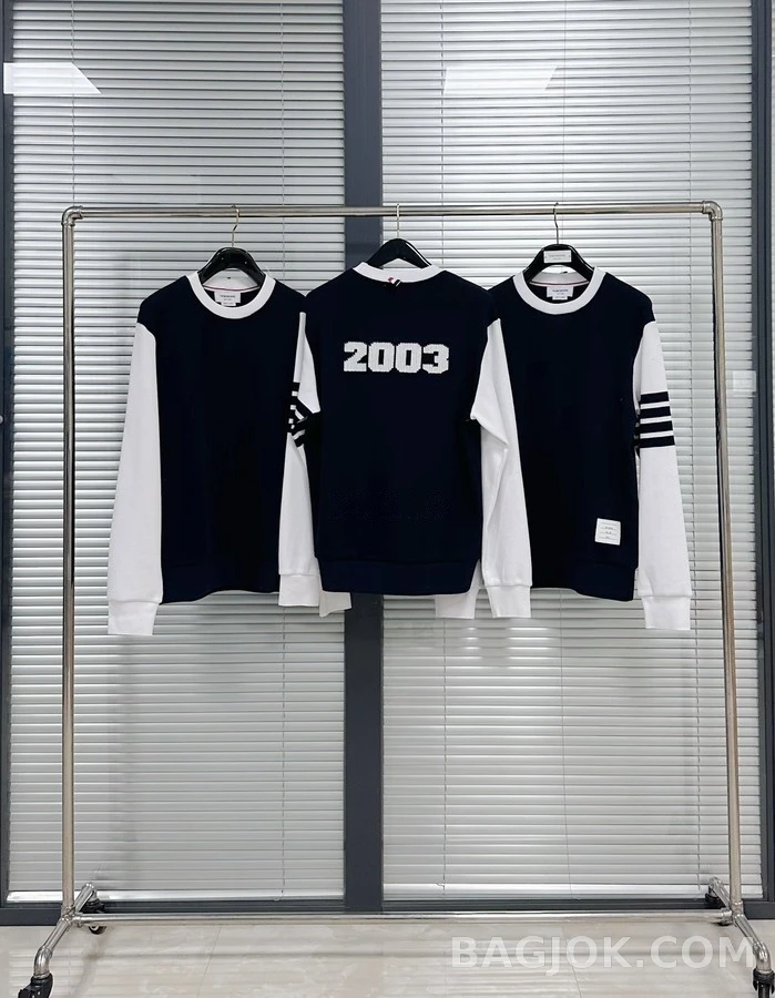 톰브라운 톰브라운 2003 레터링 스트라이프 맨투맨 상세 이미지