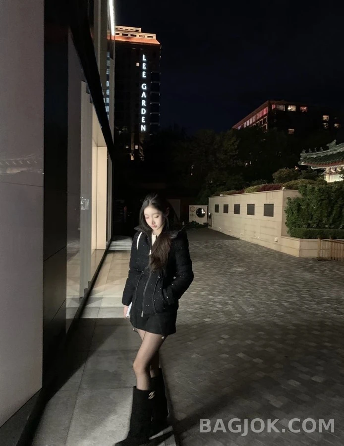 샤넬 샤넬 진주 로고 스웨이드 부츠 상세 이미지