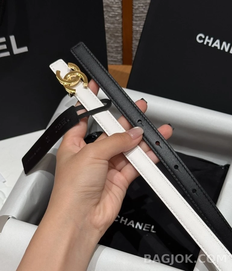 샤넬 샤넬 더블 C 로고 레더 벨트 상세 이미지