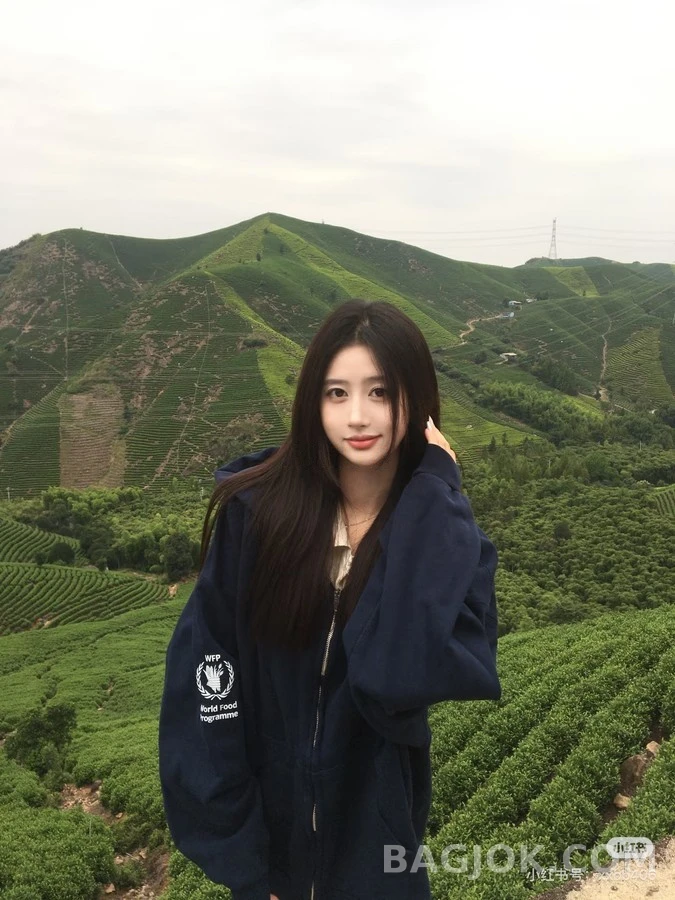 발렌시아가 발렌시아가 WFP 로고 후드 집업 상세 이미지