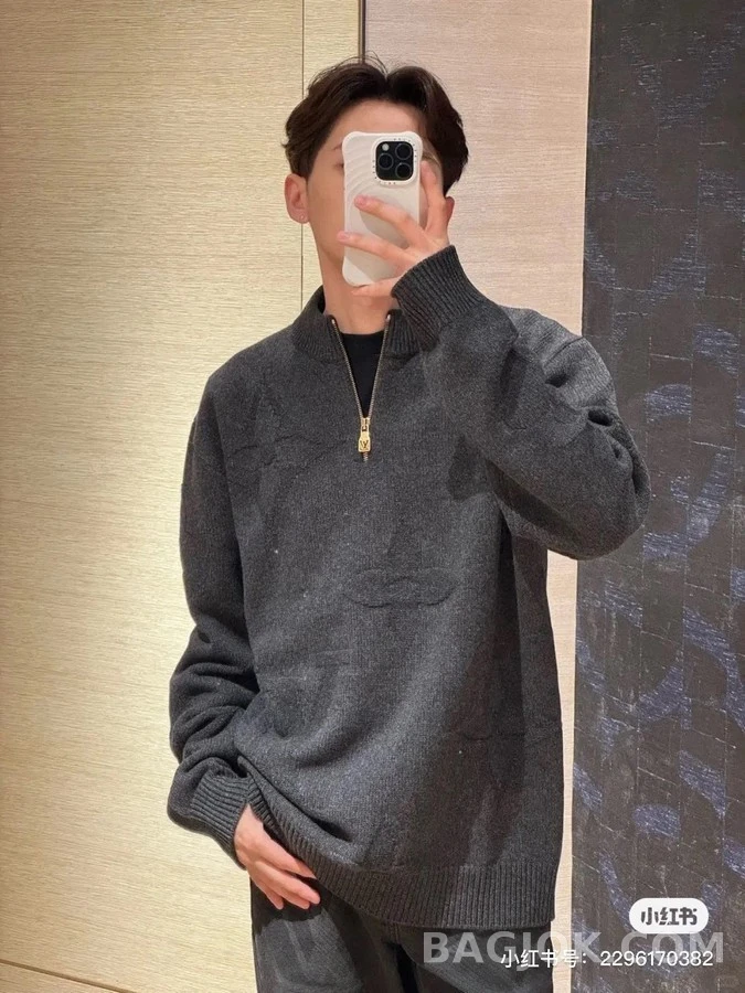 루이비통 루이비통 모노그램 자카드 하프집업 니트 상세 이미지