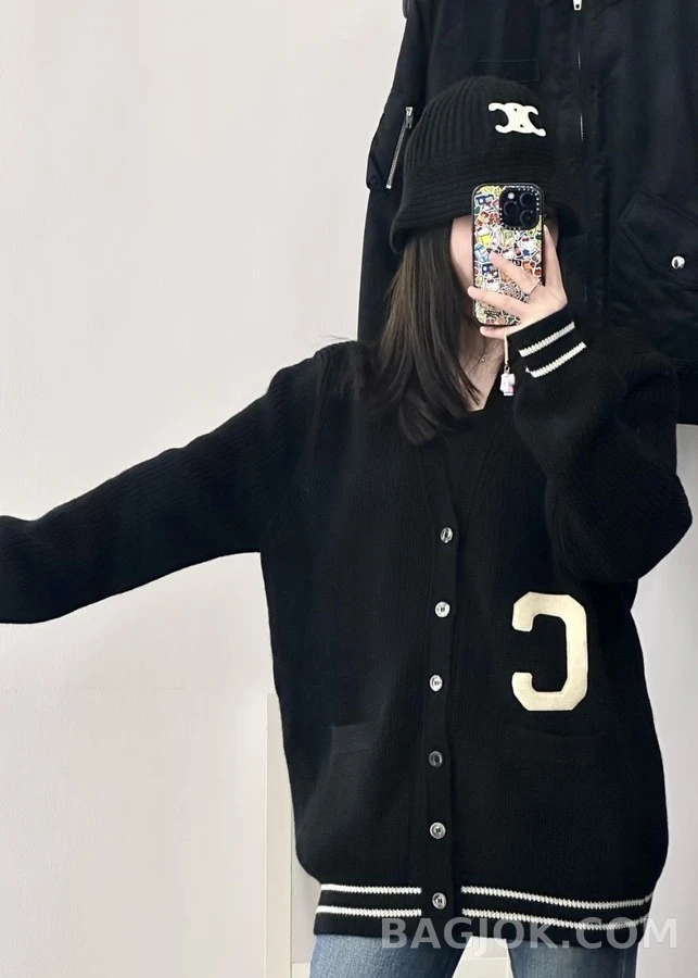 셀린느 셀린느 C 레터링 로고 가디건 상세 이미지