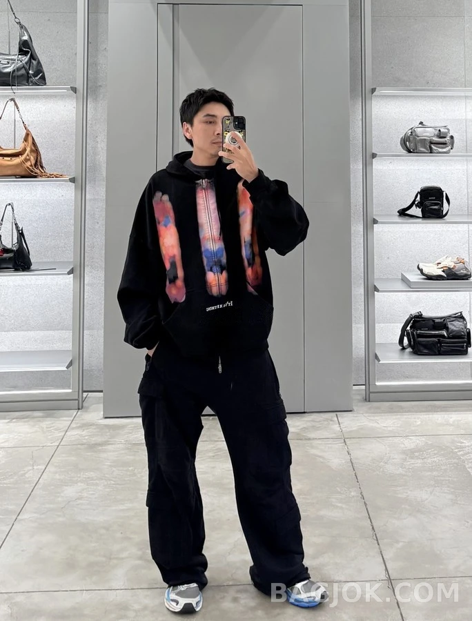 발렌시아가 발렌시아가 사이키델릭 인물 후드 집업 상세 이미지